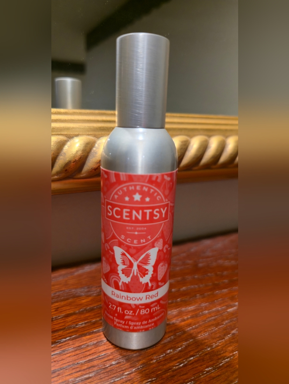 Scentsy Rainbow Red Room Spray - Picture 1 of 1